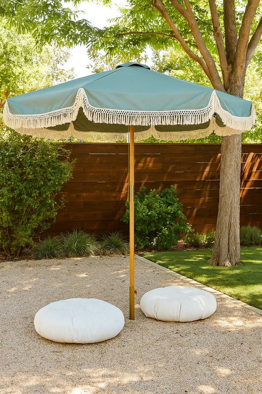 Casa - Volantes - Parasol ø300 x 260 cm - khaki groen – Weerbestendige Tuinparasol – Grote Rondvormige Zonwering - Grote Parasol